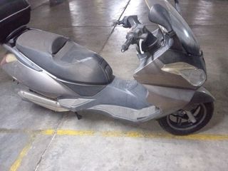 Aprilia Arrecife:ESPEJOS ,CUPULA  VENDIDOS