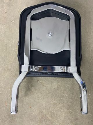 Respaldo Harley Davidson Iron 883 con soporte 