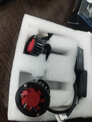 Dos juegos bombillas para coche.  n*297