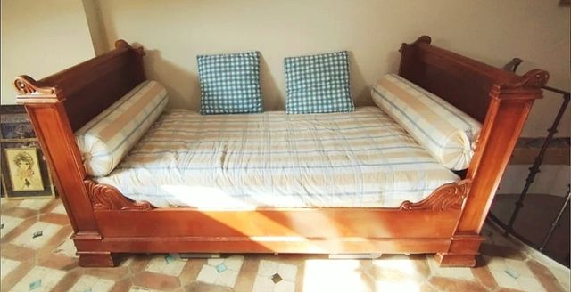 Letto estraibile in legno stile barca