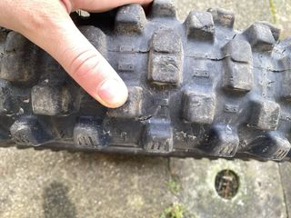 Neumático Michelin Tracker 140/80-18