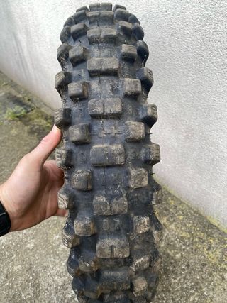 Neumático Michelin Tracker 140/80-18