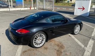 Porsche Cayman 2010