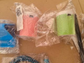 Accesorios móviles: bases, cables