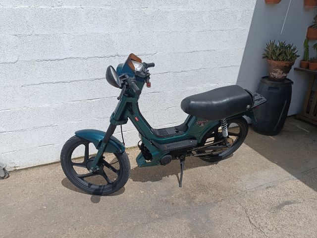 Derbi Variant start bola 8 vendo o cambio