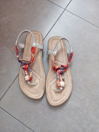 Sandalias