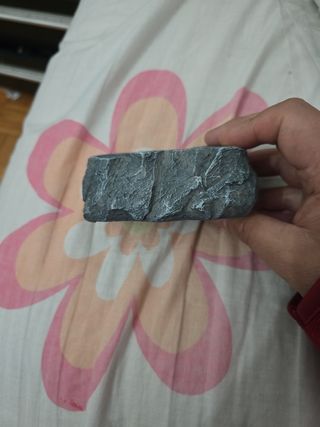 Roca esconde llaves para jardin