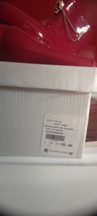 Botas lluvia rojas calavera-40