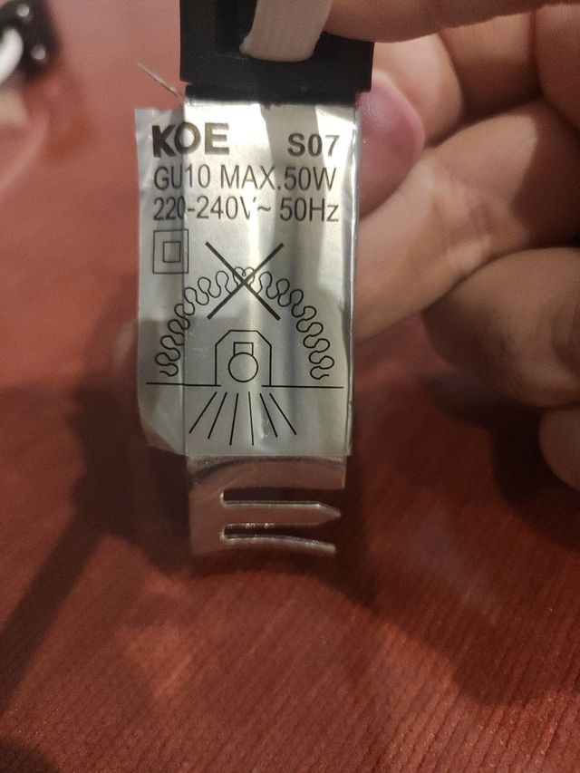 5 Portalámparas GU10 y 5 Focos 50W