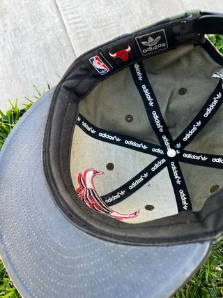 Gorra Adidas de los Bulls de camuflaje