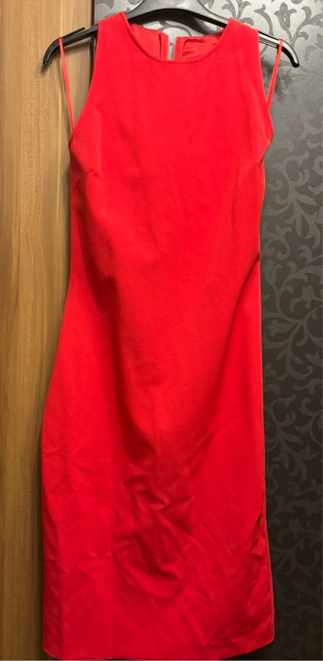 Vestido Zara rojo espalda abierta