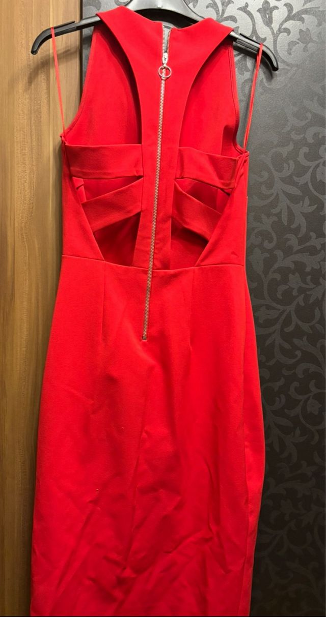 Vestido Zara rojo espalda abierta