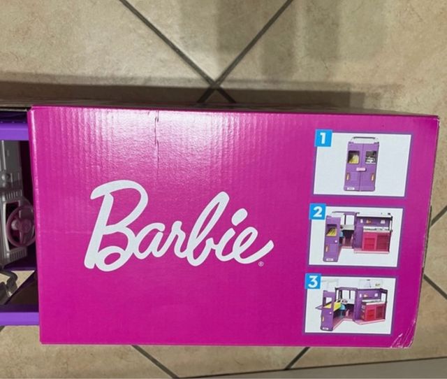 Barbie Furgoncino Food Truck