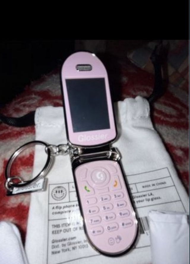 Chaveiro Glossier - Rosa e Prata