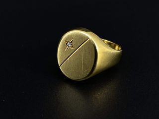 sello oro 18k con piedra con circonita