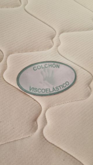 COLCHÒN VISCOLÁSTICO 1,35x1,90