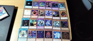 Carte Yu-Gi-Oh! - Lotto da 28
