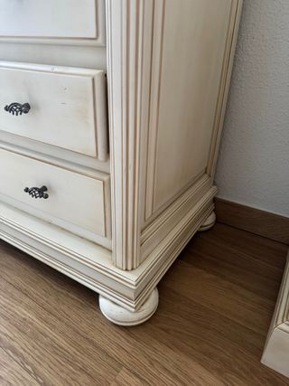 Mesita de noche madera maciza