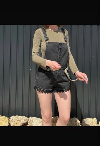 Peto vaquero corto negro