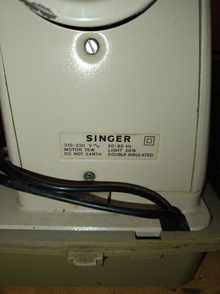 Macchina da cucire Singer vintage