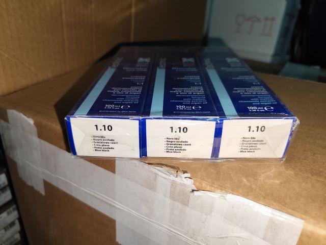 Tinta per capelli nero-blu