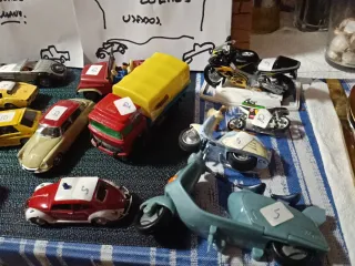 Coches variados desguace escala 1.43