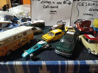 Coches variados desguace escala 1.43