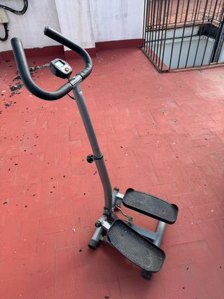 Maquina de Step Stepper Fitness en Casa