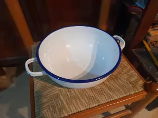 catino smaltato anni 30-50