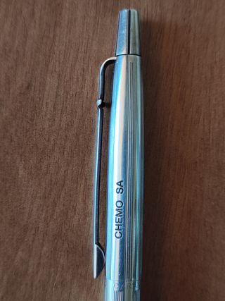 Boligrafo Caran d'Ache.