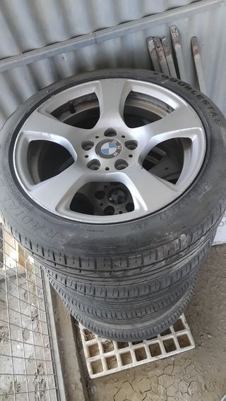 Llantas