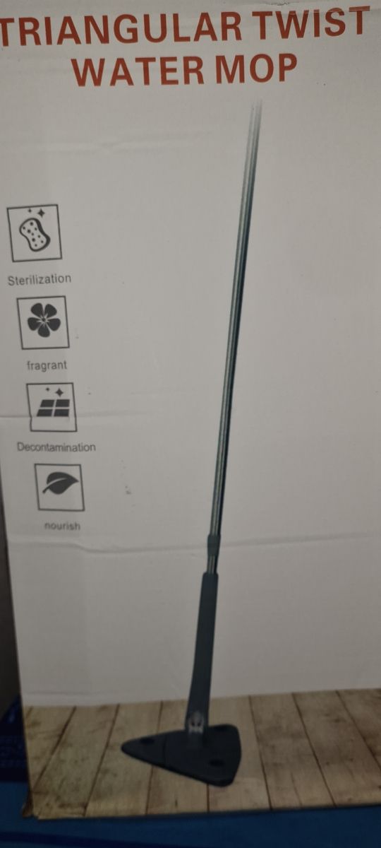 Mopa triangular giratoria