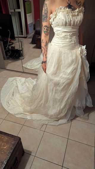 Abito sposa bianco Colette
Colore Avorio