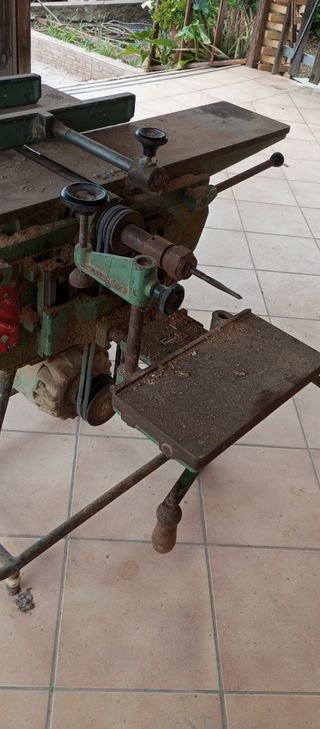 Cepillo-Sierra-Pantógrafo carpintero