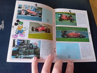 Ferrari e Topolino. Album di figurine
