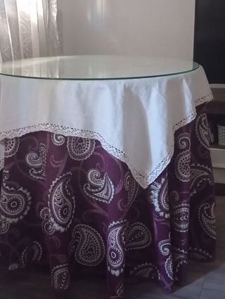 Mesa de camilla  80cm+ cristal+ ropa