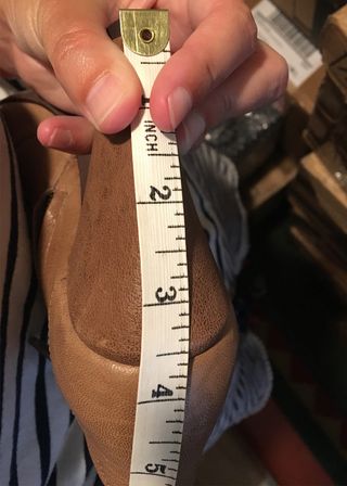 Botines peeptoes piel marrón camel talla 36