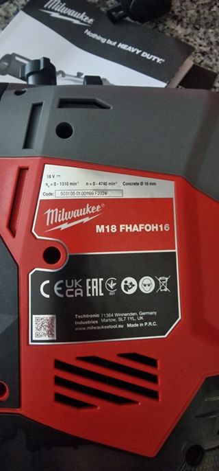 Milwaukee Taladro percutor 