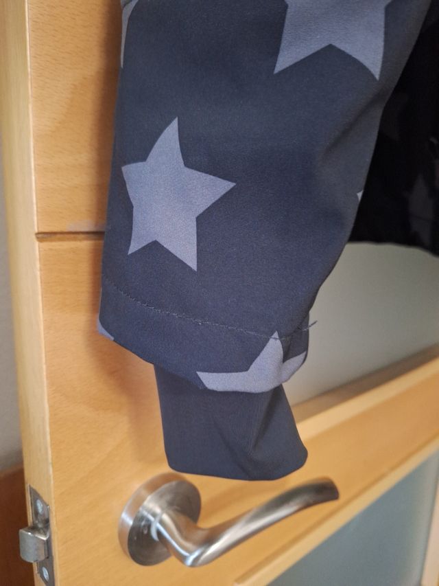 Chaqueta H&M Sport niña talla 140