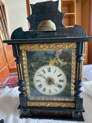 RELOJ ANTIGUO DE PARED. Precioso