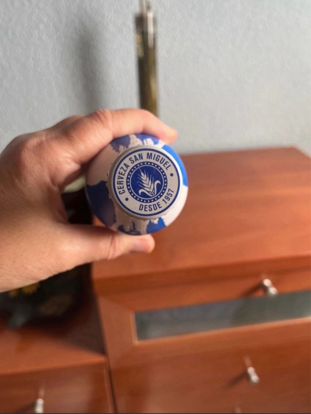 Botella coleccion Malaga C.F NO APTO PARA CONSUMO