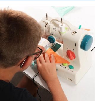 Maquina de coser infantil