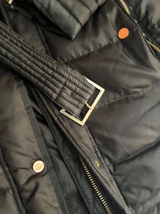 Chaquetón largo negro talla 38. M