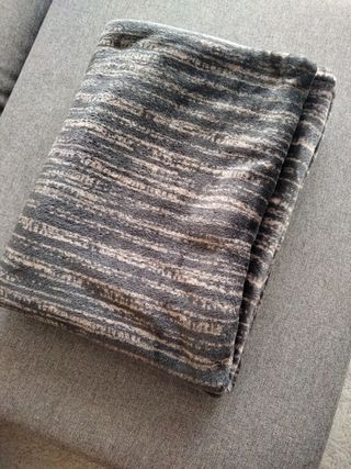 Manta suave Antonio Miro