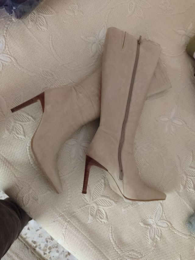 Botas beige tacón 10cm - talla 42