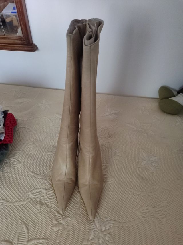 Botas beige tacón 10cm - talla 42