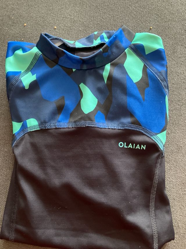 Camiseta de surf OLAIAN de Decathlon - 150-160 cm