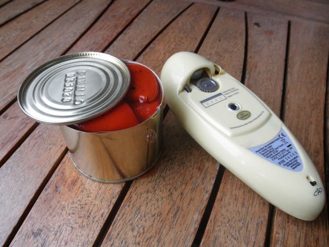 ABRELATAS ELÉCTRICO BIFINETT A PILAS