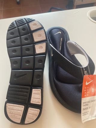 CHANCLAS NIKE NUEVAS TALLA 39