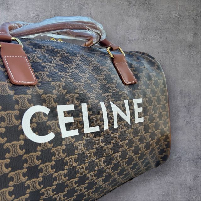 Bolsa de viaje nueva marrón.